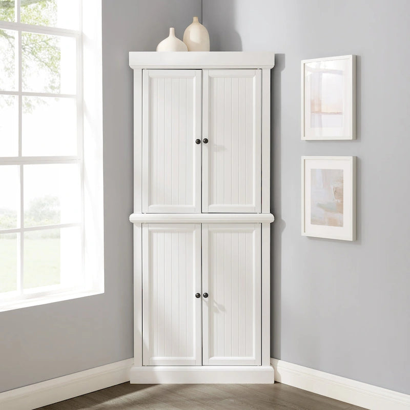 Garde-manger d'angle haut avec portes à moulures – Blanc